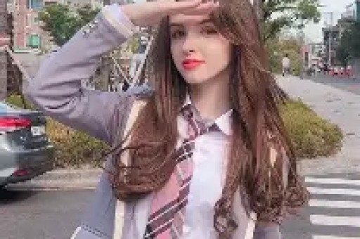 《完美王冠》第五集幕后花絮：IU与边佑锡展现角色魅力！