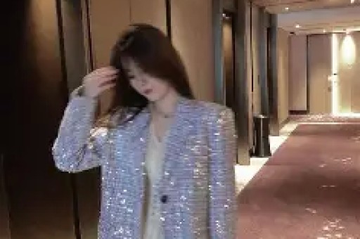 奥特曼幕后花絮大揭秘：皮套演员撞击拍摄真的辛苦-爱奇艺